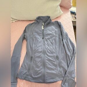 Lululemon Women's grayish blue (looks more bluish in person) size 8 align zip up